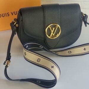 Authentic 👜 LV Pony 9 SOFT MM Dark Blue TwoWay Crossbody Bag NWOT